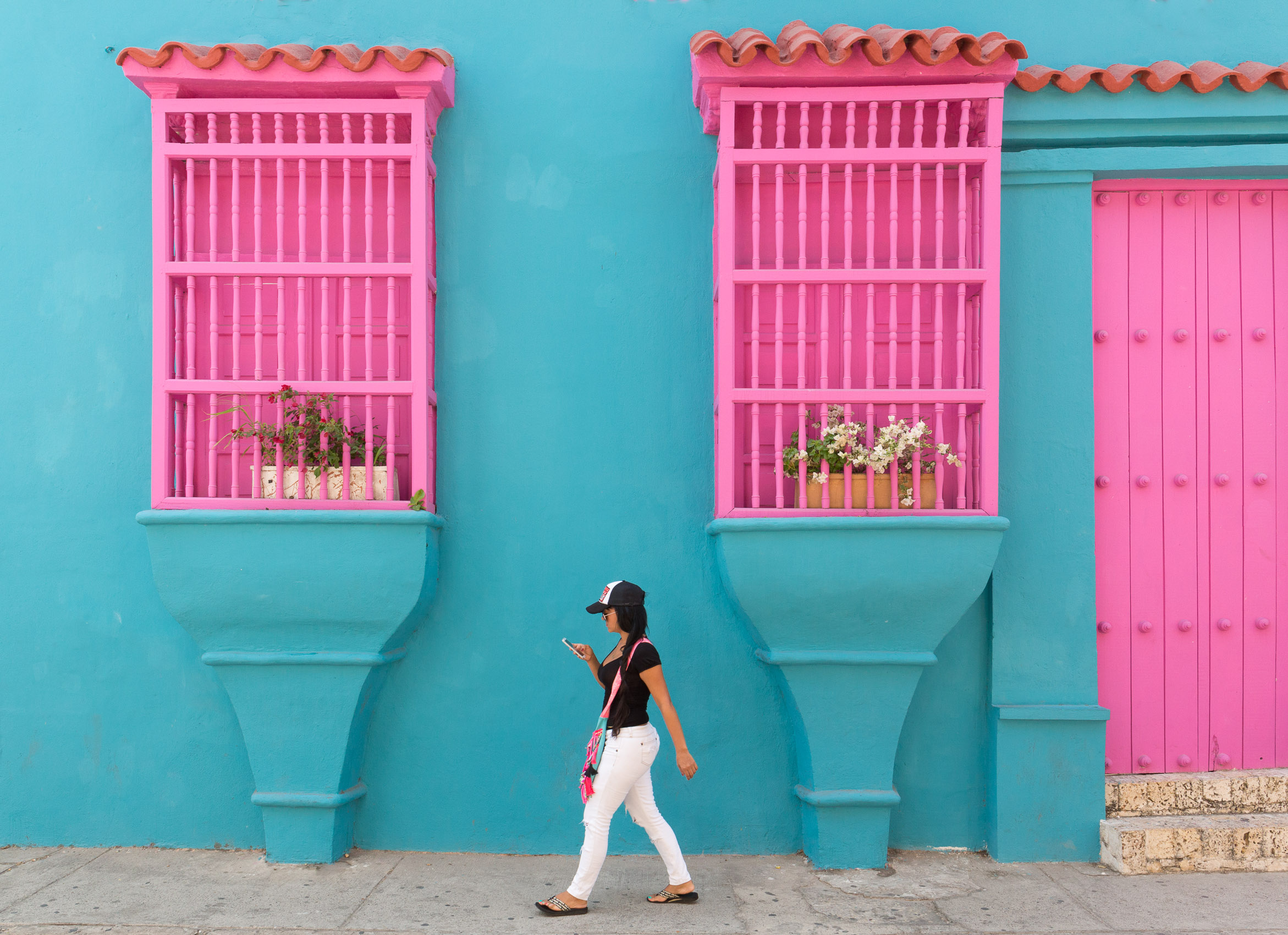 Colombia-Cartagena-Blue-Pink