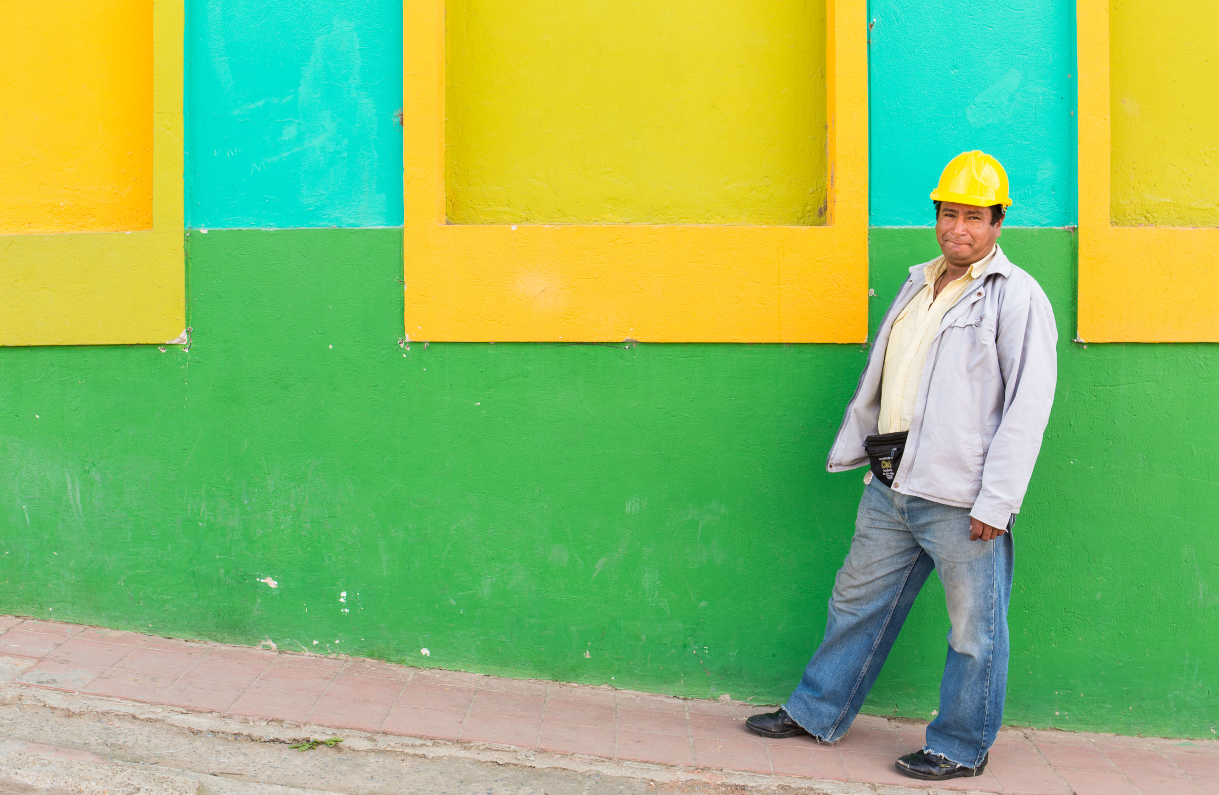 Colombia-Villa-de-Leyva-Yellow-Construction-Helmet