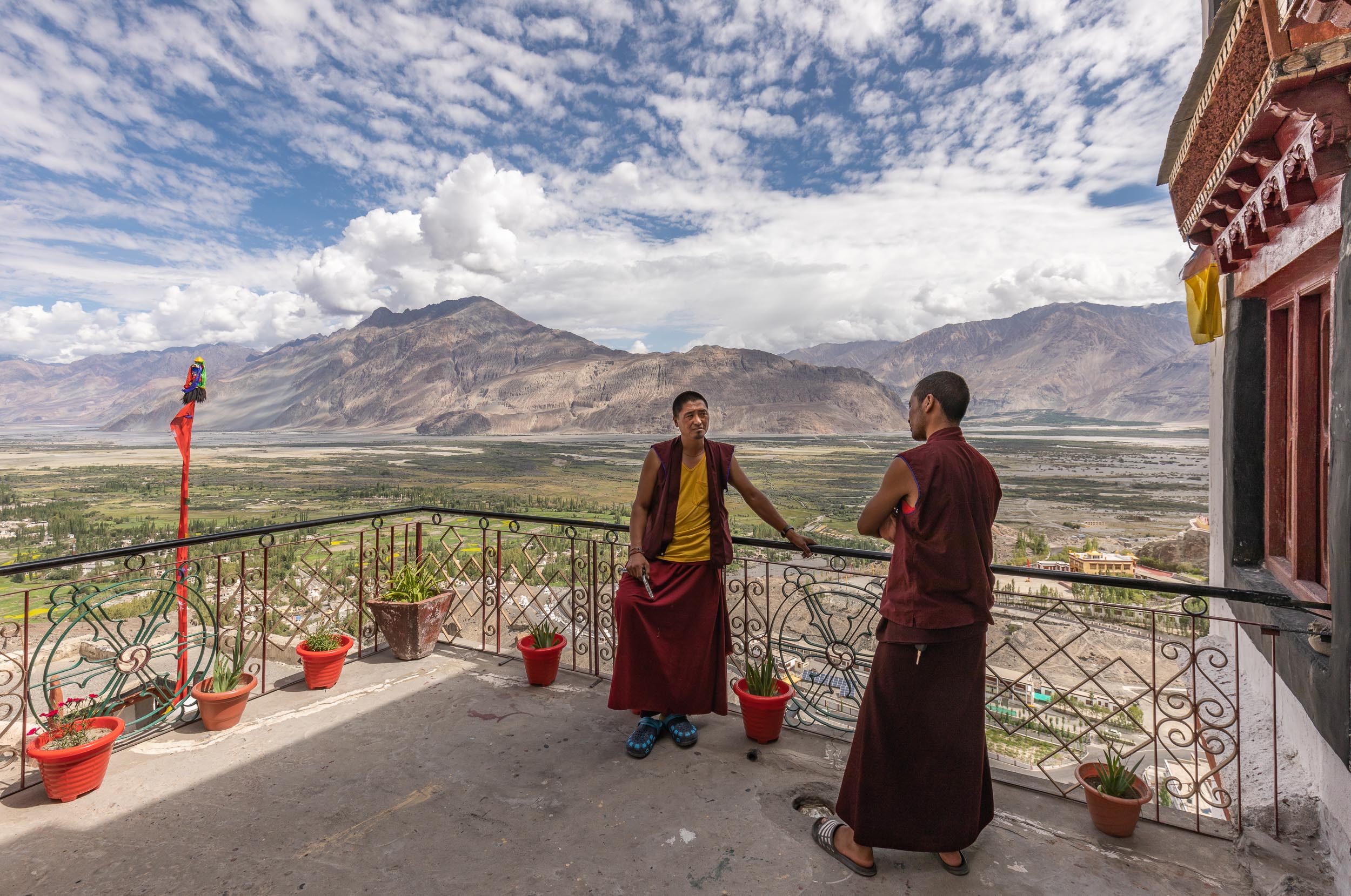 India-Ladakh-Nubra-Valley-Monks-Porch