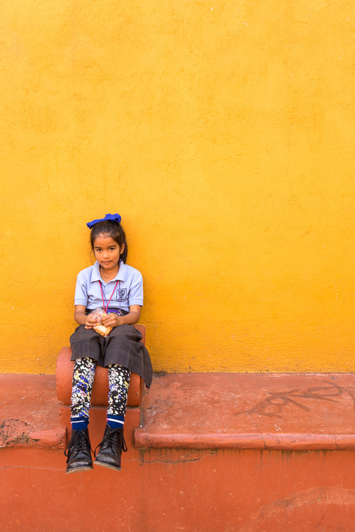 Mexico-Oaxaca-Girl-Yellow-Wall